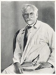 Alfons_Mucha_Photographic_selfportrait_1928_240x181.jpg(51760 byte)