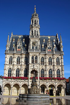 アウデナールデの市庁舎