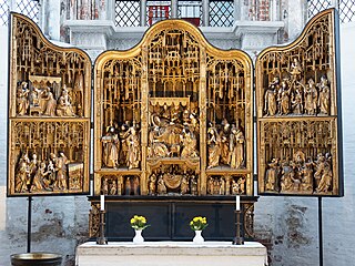 Lubeck_Marienkirche_Marientidenkapelle_Marienretabel_(1518)_320x240.jpg