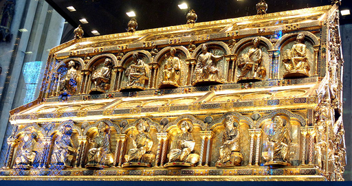 フェルデュンのニコラース作ケルン大聖堂の東方の三王の聖遺物箱